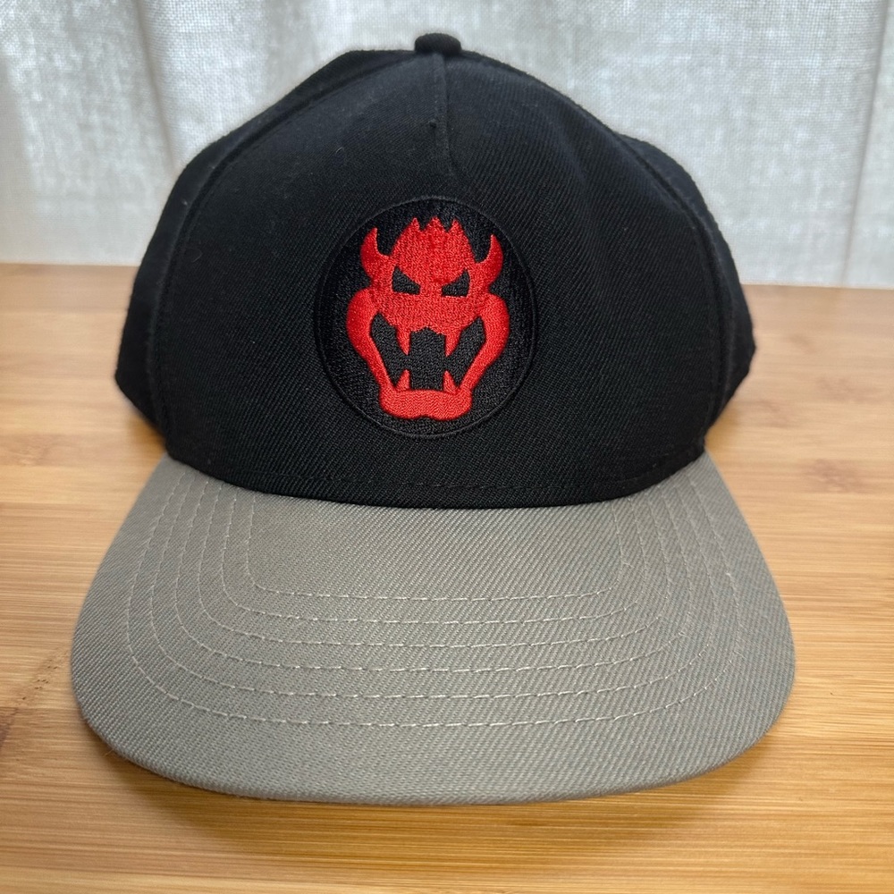 OEM Nintendo Super Mario Bros Bowser Official Snapback Ball Cap 2018 Unisex